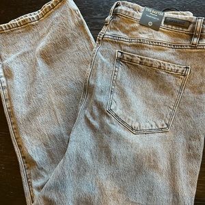 BlanckNYC The Baxter Ribcage straight leg gray jeans!